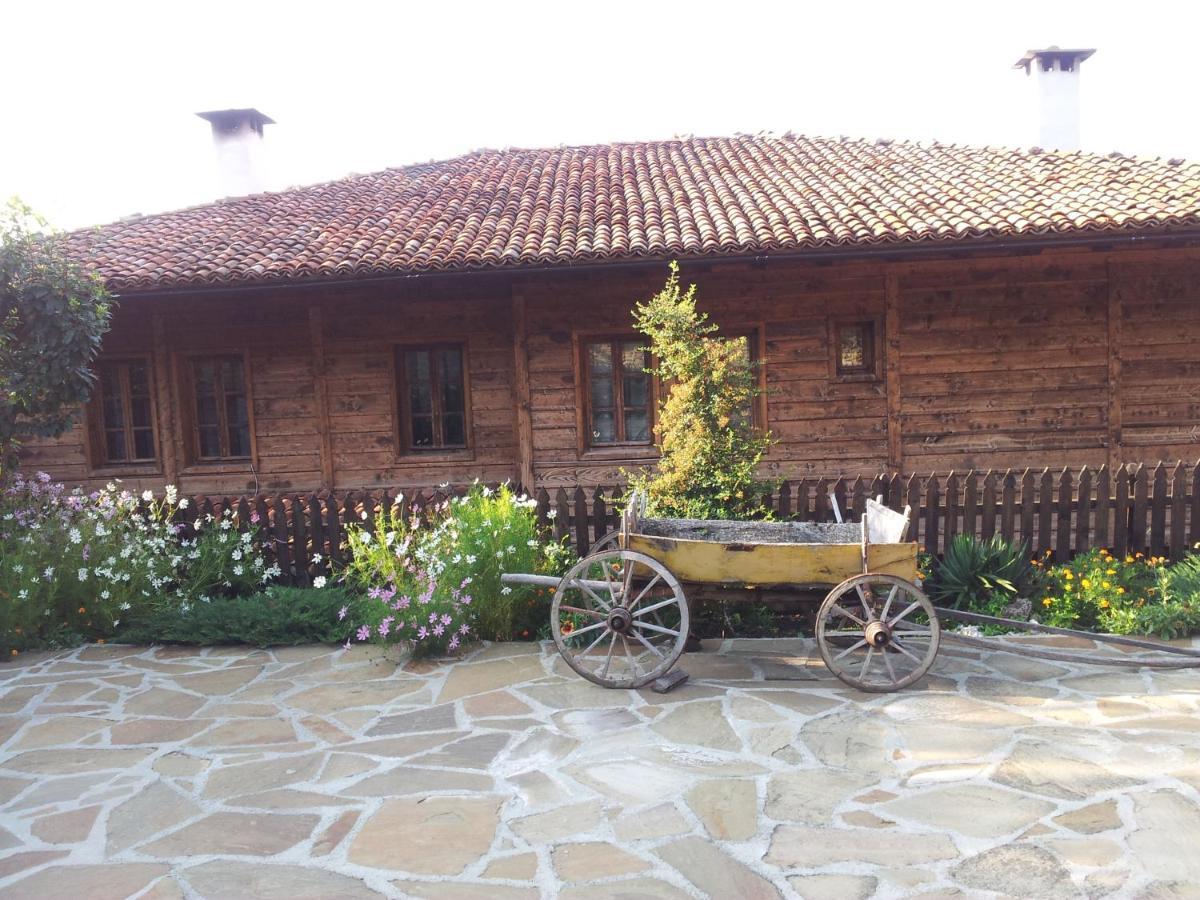 Hotel Кьща За Гости Свети Никола Scherawna Exterior foto