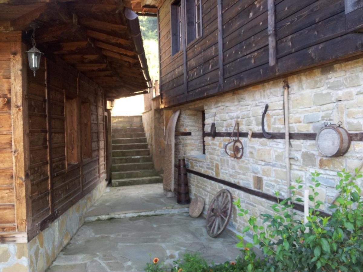 Hotel Кьща За Гости Свети Никола Scherawna Exterior foto