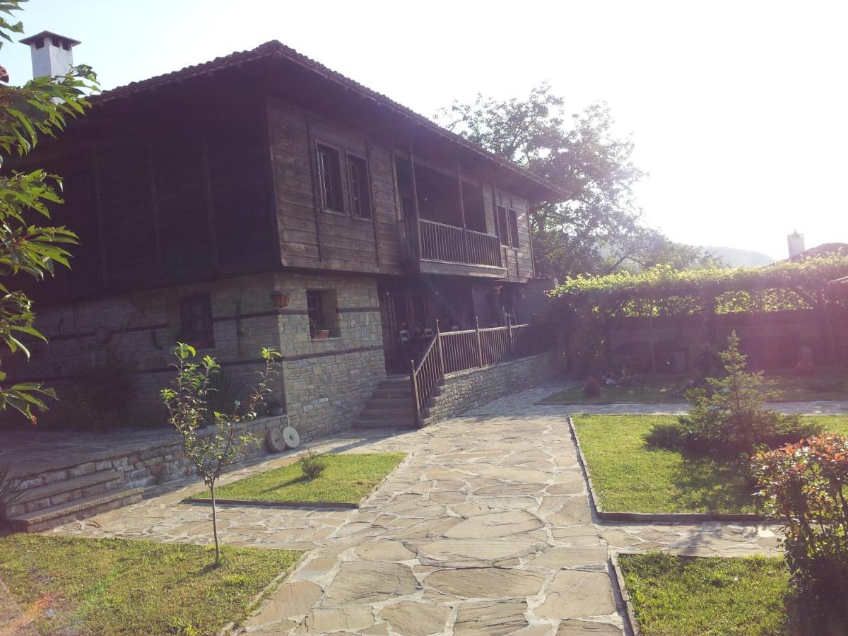 Hotel Кьща За Гости Свети Никола Scherawna Exterior foto