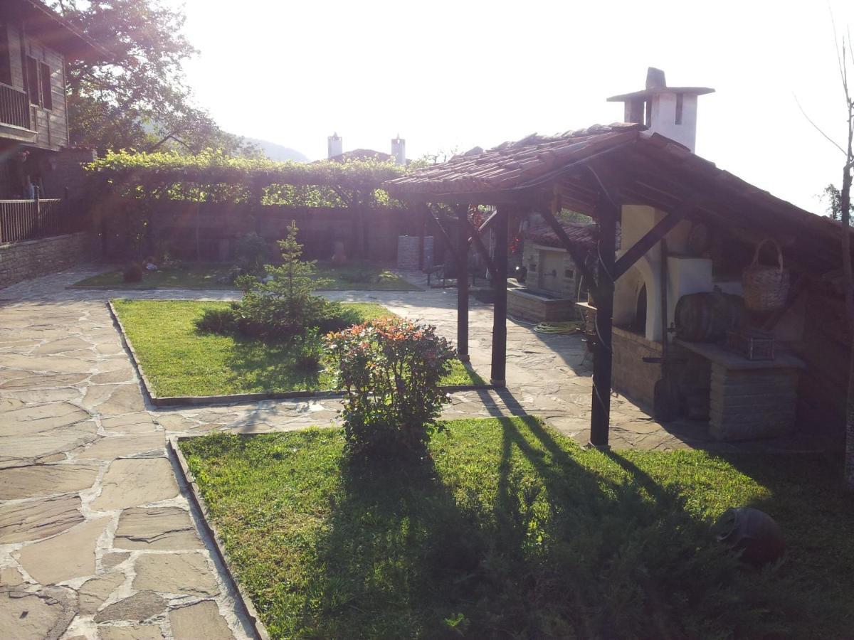 Hotel Кьща За Гости Свети Никола Scherawna Exterior foto