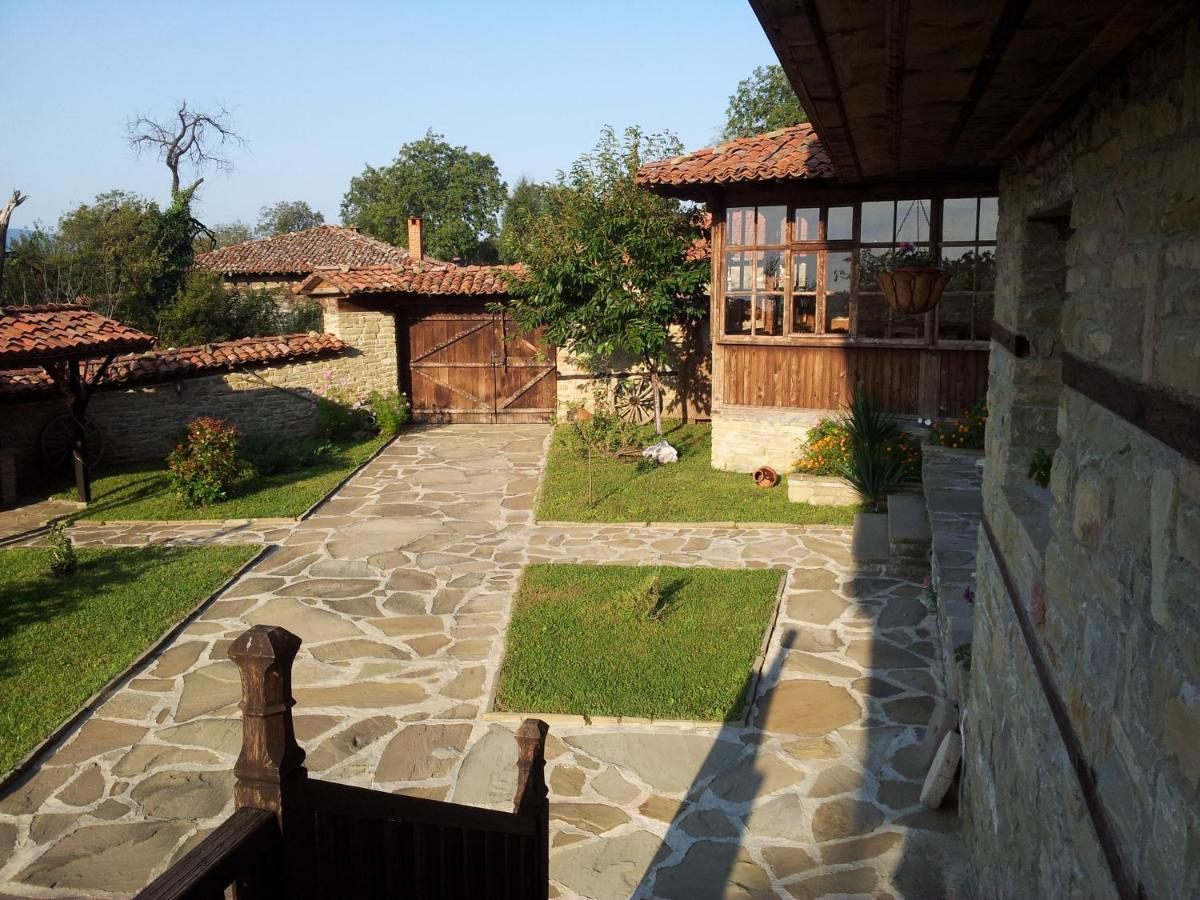 Hotel Кьща За Гости Свети Никола Scherawna Exterior foto